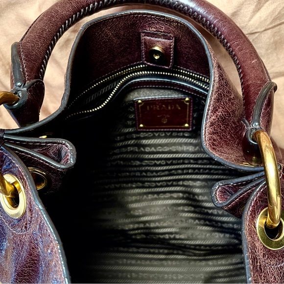 Prada Oversize Shoulder Hobo - Picture 5 of 10